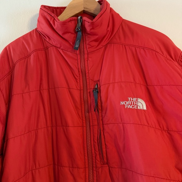 The North Face Men’s  Vibrant Red Puffer Jacket - Picture 4 of 16